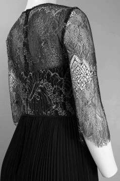 Adrianna Papell - 15238510 Illusion V Neck A Line Cocktail Dress Cocktail Dresses