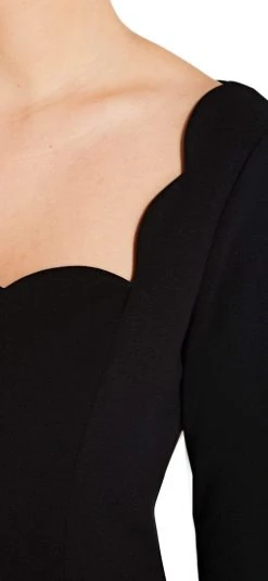 Adrianna Papell - AP1D102919 Scalloped Square Neck Jumpsuit