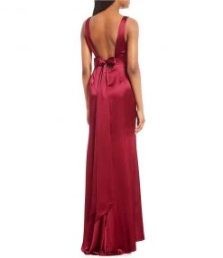 Formal Gowns Adrianna Papell - AP1E203395 Sleek Plunging V-neck Trumpet Dress