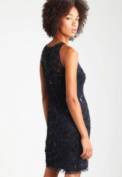 Adrianna Papell - Bateau Neckline Embellished Cocktail Dress AP1E200154