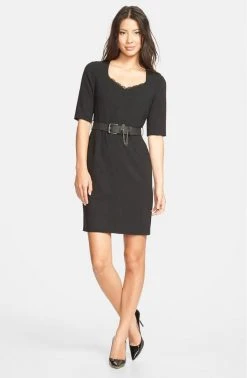 Adrianna Papell - Lace Neckline Short Dress 16PD77840