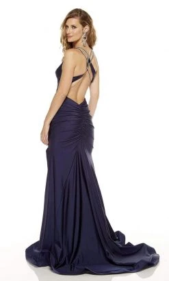 Alyce Paris - 60769 Plunging Neck Fitted Sheath Dress Formal Gowns