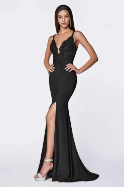 Cinderella Divine - Lace Scalloped Deep V-neck Trumpet Dress CF319