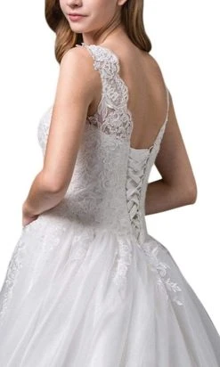 Formal Gowns Dancing Queen Bridal - Sleeveless Embroidered Bodice Long Ballgown 71 - 1 Pc Off White In Size XS Available