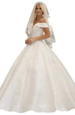 Dancing Queen - Embellished Off-Shoulder Ballgown 158 - 1 Pc Off White In Size M Available