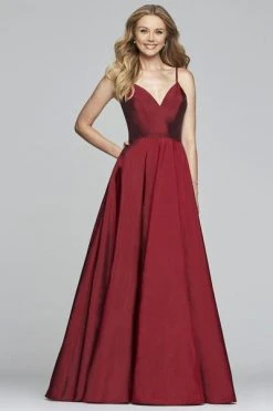 Formal Gowns Faviana - S10249 Sleeveless V-neck Taffeta Ballgown