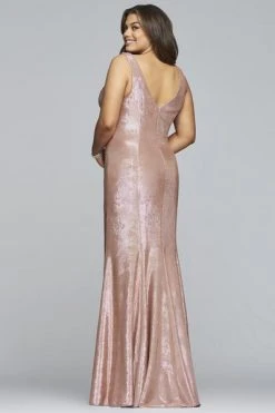 Formal Gowns Faviana - Sleeveless Metallic Jersey V-neck Sheath Dress 9453 - 1 Pc Platinum In Size 14W Available 6 Formal Gowns Faviana - Sleeveless Metallic Jersey V-neck Sheath Dress 9453 - 1 Pc Platinum In Size 14W Available