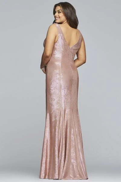 Formal Gowns Faviana - Sleeveless Metallic Jersey V-neck Sheath Dress 9453 - 1 Pc Platinum In Size 14W Available 4 Formal Gowns Faviana - Sleeveless Metallic Jersey V-neck Sheath Dress 9453 - 1 Pc Platinum In Size 14W Available