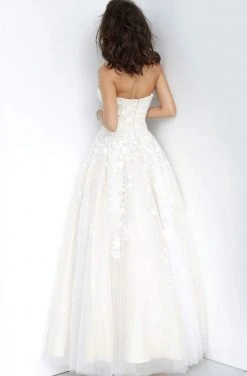 JVN By Jovani Formal Gowns Jovani - Embroidered Sweetheart A-Line Dress JVN1831SC