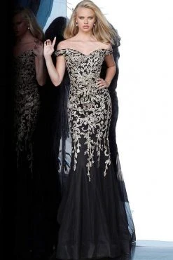 JVN By Jovani Formal Gowns Jovani - JVN3907 Lace Appliqued Tulle Mermaid Dress