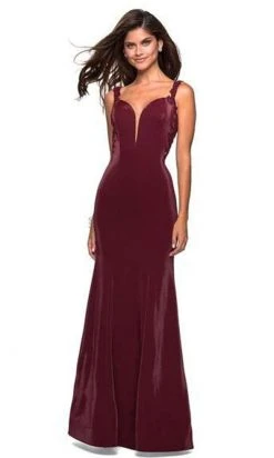 La Femme - Deep Sweetheart Strappy Back Trumpet Gown 27474SC - 1 Pc Wine In Size 0 Available