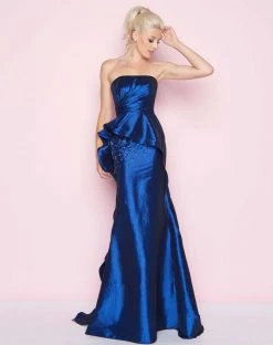 Mac Duggal - 66567L Ruched Straight Sheath Dress