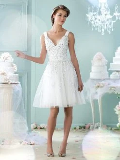 Cocktail Dresses Mon Cheri - Embellished V-Neck A-Line Cocktail Dress 215104 - 1 Pc Blush In Size 6 Available