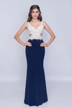 Nina Canacci - 2184 Lace V-neck Trumpet Dress With Train Formal Gowns