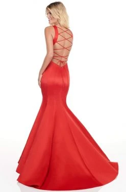 Formal Gowns Rachel Allan Shorts - 4156 Seamed Scoop Mermaid Gown 13 Formal Gowns Rachel Allan Shorts - 4156 Seamed Scoop Mermaid Gown