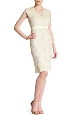 Cocktail Dresses Sangria - DBLU929 Embroidered V-neck Sheath Dress