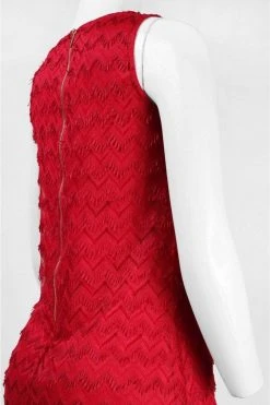 Sharagano - 4W4F164D9 Sleeveless Zigzag Lace Dress