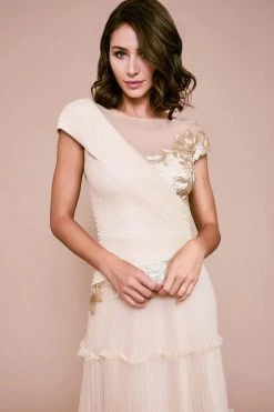 Formal Gowns Tadashi Shoji - Embellished Cap Sleeve Tiered A-line Dress - 1 Pc Gold In Size 4 Available 9 Formal Gowns Tadashi Shoji - Embellished Cap Sleeve Tiered A-line Dress - 1 Pc Gold In Size 4 Available