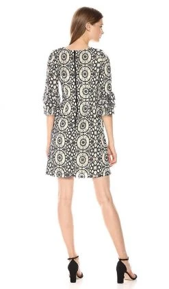 Taylor - 9382M Lace Bateau Neck Sheath Cocktail Dress Cocktail Dresses