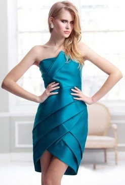 Cocktail Dresses Terani Couture - C1723 Straight Across Neck Column Dress