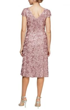 Alex Evenings - 2121570 Bateau Rosette Lace A-Line Dress
