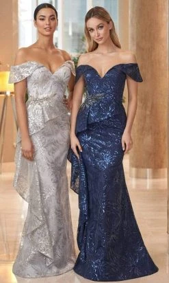 Alexander By Daymor - 1059 Embellished Sweetheart Off-Shoulder Trumpet Gown