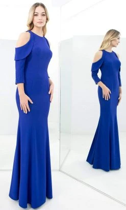 Alexander By Daymor - 1351 Fitted Mermaid Gown With Cold Shoulders