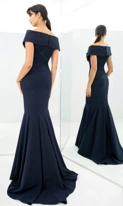 Alexander By Daymor - 1359 Off Shoulder Jersey Trumpet Gown
