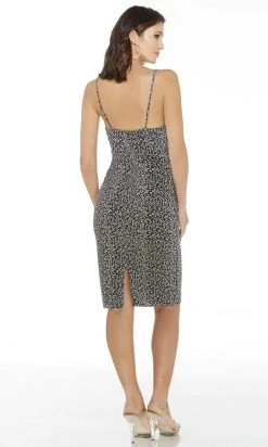 Alyce Paris - 27413 V Neck Textured Knit Fitted Dress