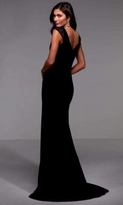 Alyce Paris - 27539 Jewel Neck Plain Evening Gown