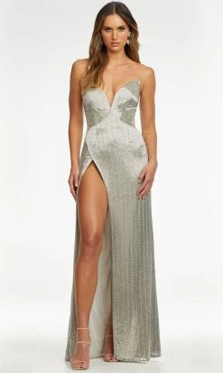 Ashley Lauren - 11156 Beaded Plunging Gown With Slit