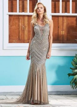 Ashley Lauren - 1455 Embellished Scoop Trumpet Dress With Train