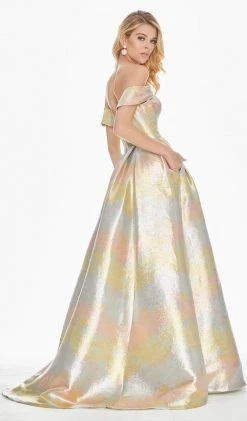 Ashley Lauren - 1570 Plunging Off-Shoulder Brocade Ballgown