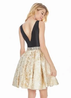 Ashley Lauren - 4076 Plunging V-Neck A-Line Cocktail Dress