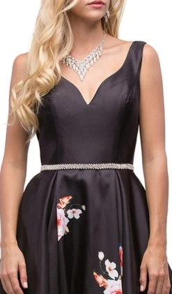 Dancing Queen - 9920 Attractive Long V-Neck Floral Print Prom Dress 9 Dancing Queen - 9920 Attractive Long V-Neck Floral Print Prom Dress