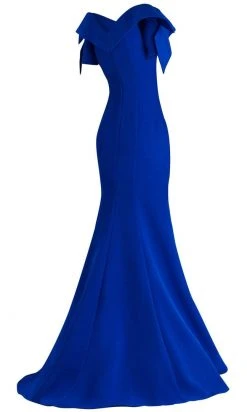 Janique - 1940 Off-Shoulder Trumpet Dress With Ruffled Slit And Train