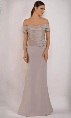 Janique - 5021 Shimmer Off Shoulder Metallic Mermaid Gown