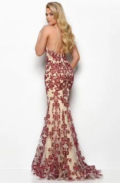 Jasz Couture - 7087 Long Contrast Embroidered Mermaid Gown