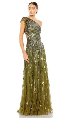 Mac Duggal - 5565 Lace Up Style Sequin Gown