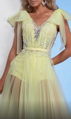 MNM COUTURE M0080 - Embellished A-Line Prom Dress