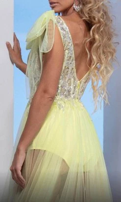 MNM COUTURE M0080 - Embellished A-Line Prom Dress