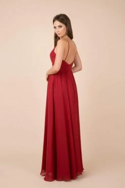 Nox Anabel - R275P Plunging V-neck A-line Dress With Slit