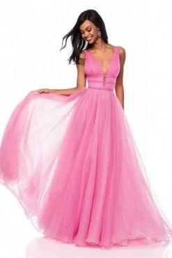 Sherri Hill - 52058 Plunging V-Neck Pleated Ballgown