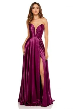 Sherri Hill - 52569 Plunging Sweetheart Ruched Charmeuse Gown