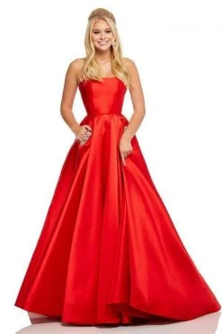 Sherri Hill - 52724 Strapless Straight Across Neck Mikado Ballgown