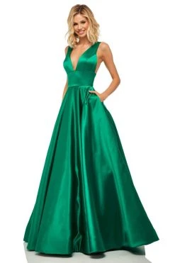 Sherri Hill - 52911 Sleeveless Deep V-neck A-line Dress