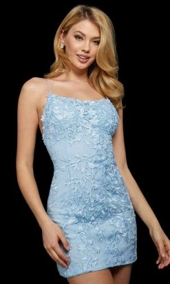 Sherri Hill - 53151 Embroidered Lace Dress