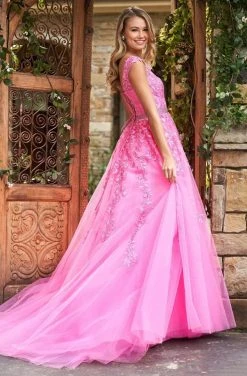 Sherri Hill - 53356 High Neckline Floral Applique A-Line Dress