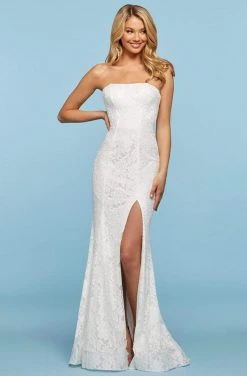 Sherri Hill - 53358 Allover Lace Fitted Sexy Back Dress