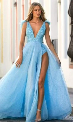Sherri Hill - 54791 Plunging V-Neck Beaded Ball Gown